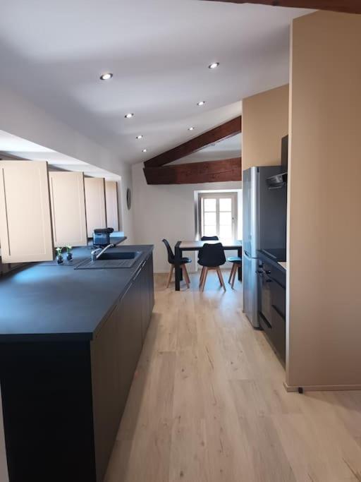 Chez David - Vacances Sous Les Toits Brioude Bagian luar foto